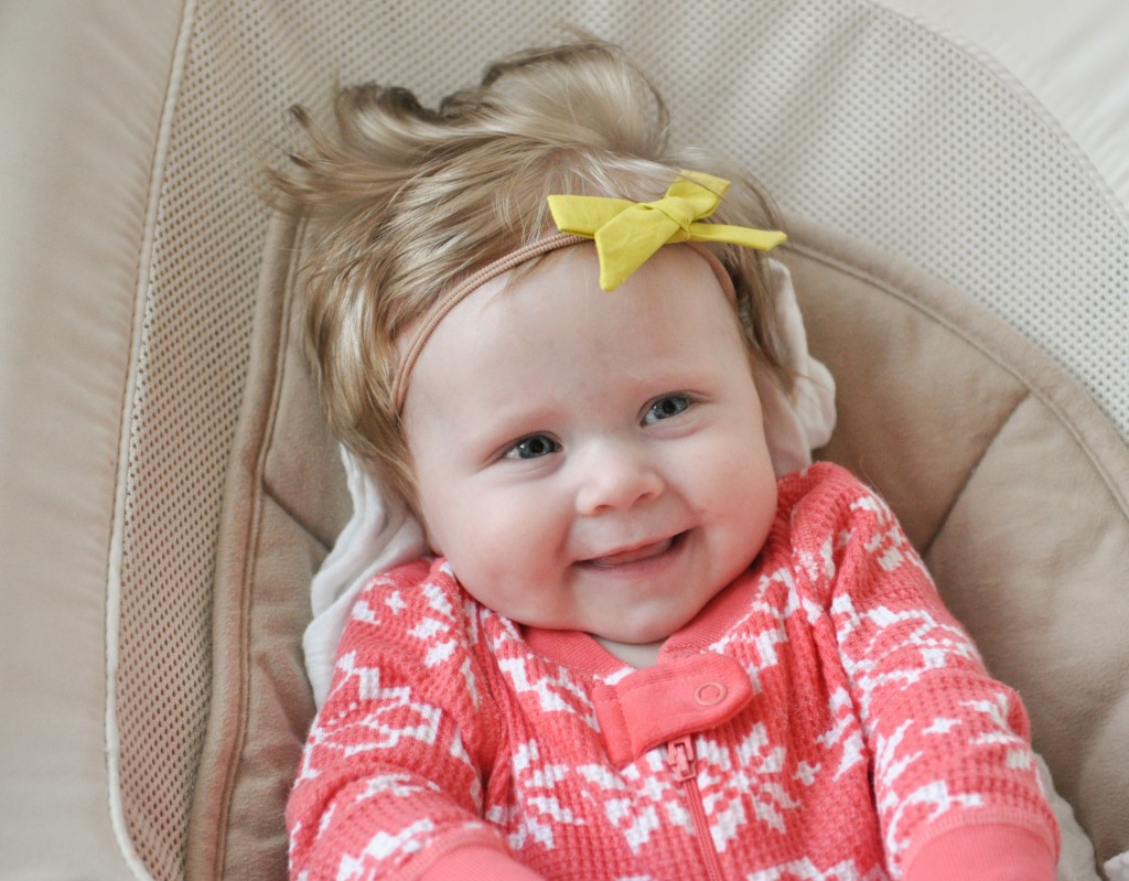 Hand Tied Hair Bow Tutorial from A Crafty Fox - Happy Baby!!